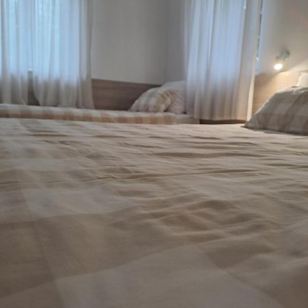 Guesthouse Andrea Poljanak Kültér fotó