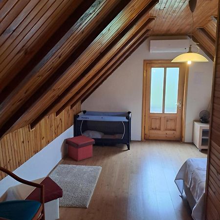 Guesthouse Andrea Poljanak Kültér fotó