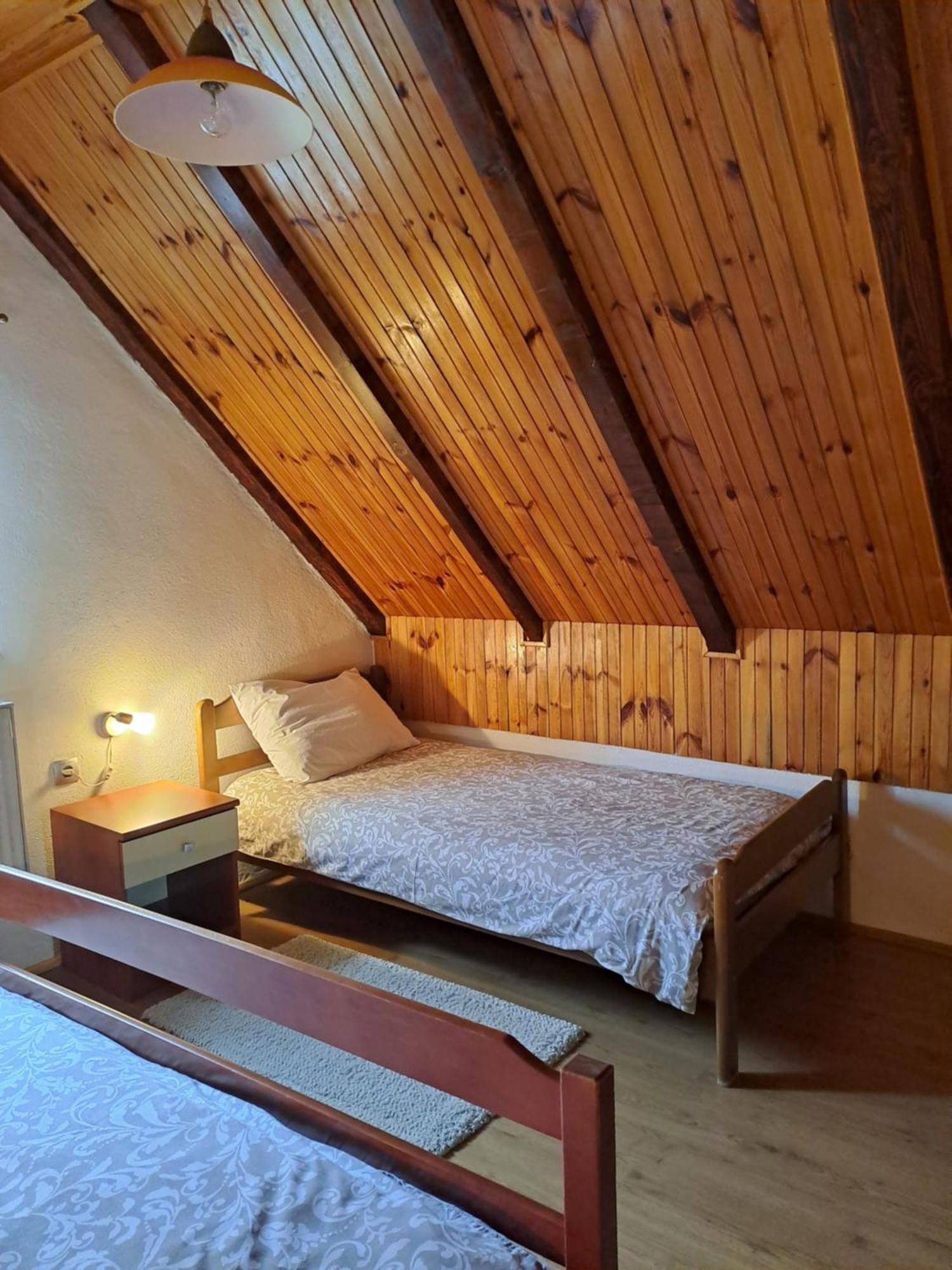 Guesthouse Andrea Poljanak Kültér fotó