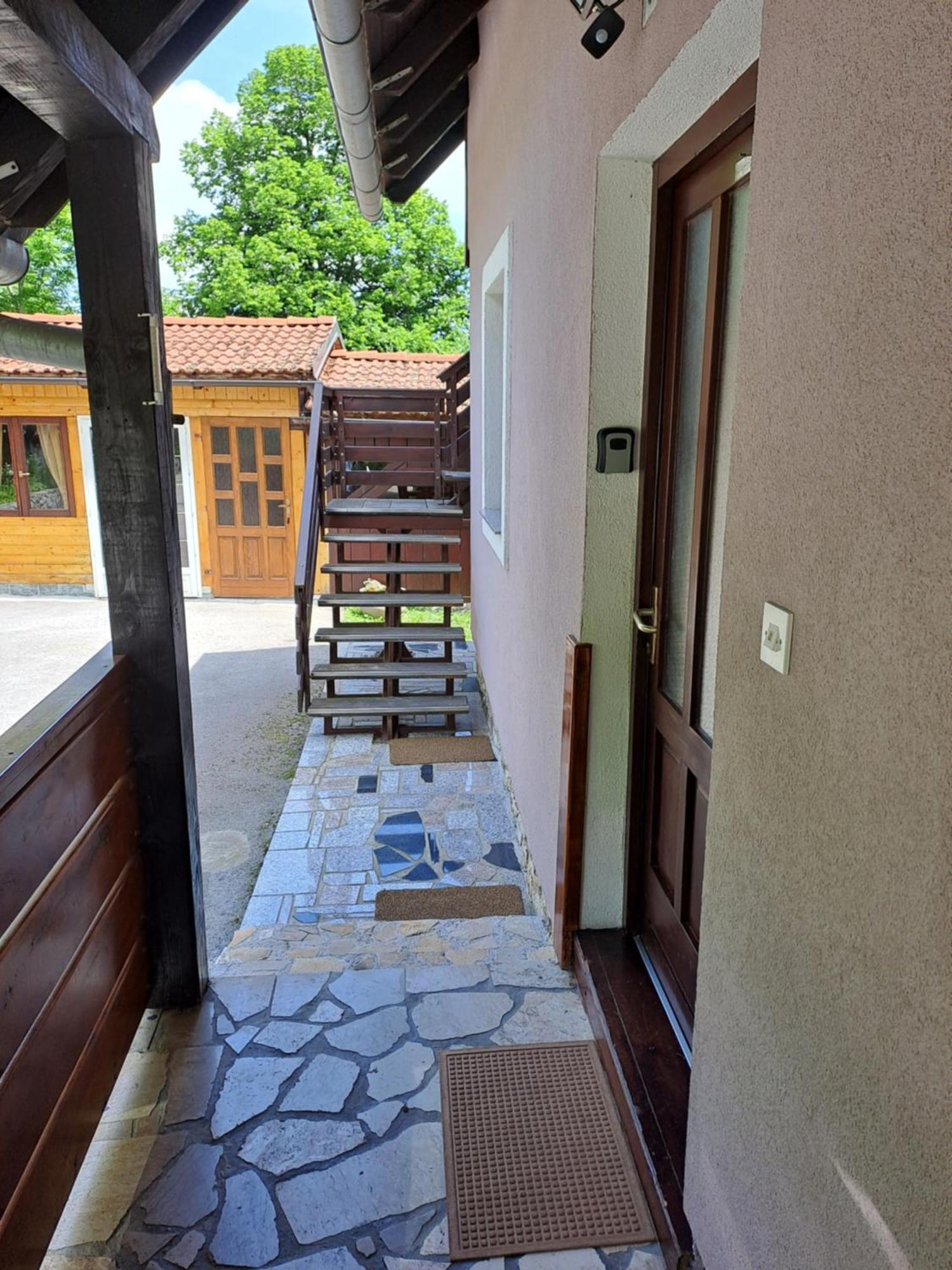 Guesthouse Andrea Poljanak Kültér fotó